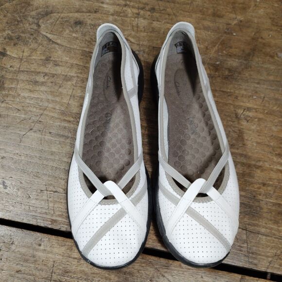 Clarks Privo Shoes 9 M Slip On Ballet Flats White Casual Sneaker Loafer - Picture 2 of 9